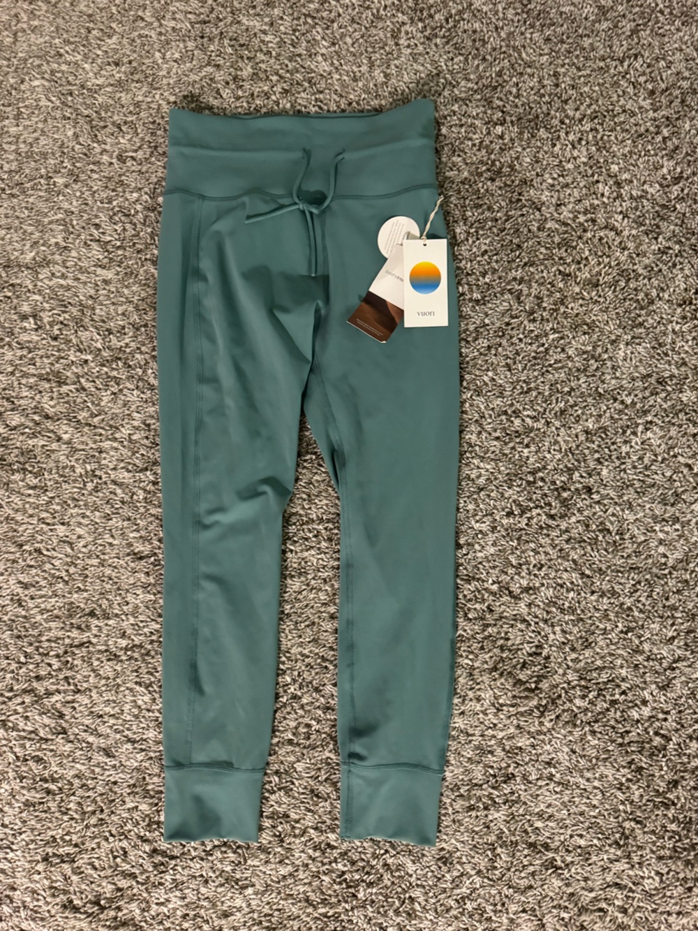 Vuori Teal Women’s Leggings, brand new never worn with tags still on.